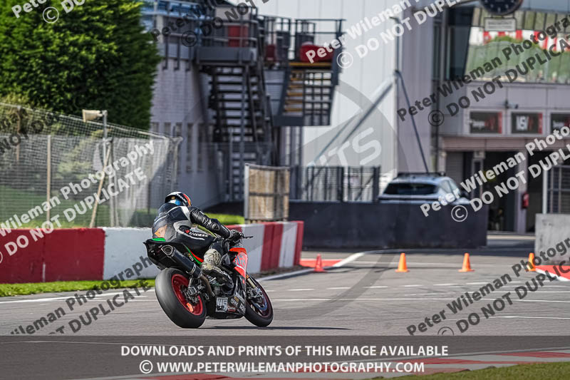 donington no limits trackday;donington park photographs;donington trackday photographs;no limits trackdays;peter wileman photography;trackday digital images;trackday photos